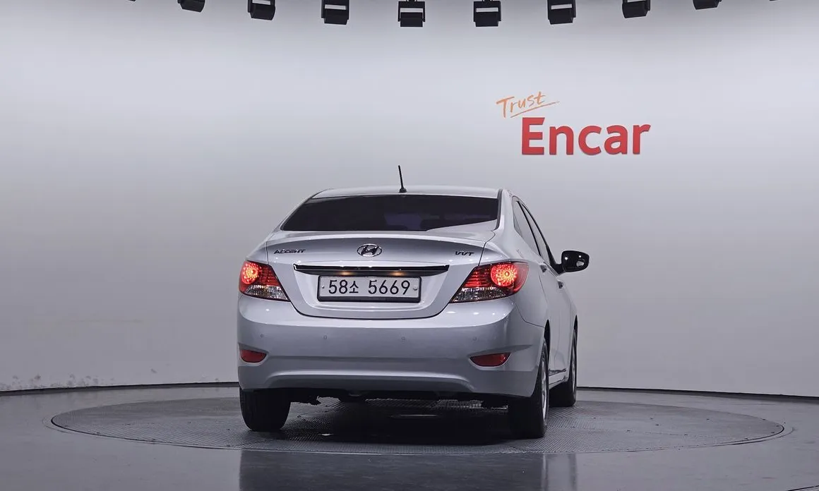 Hyundai Accent