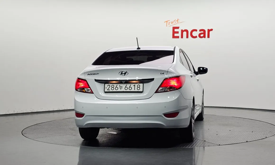 Hyundai Accent