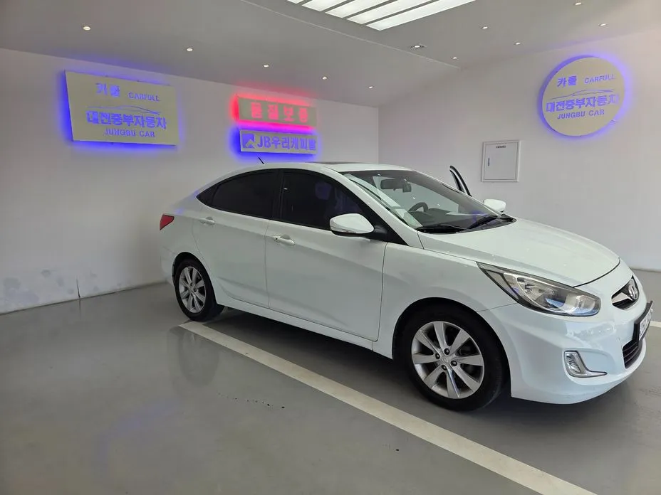 Hyundai Accent