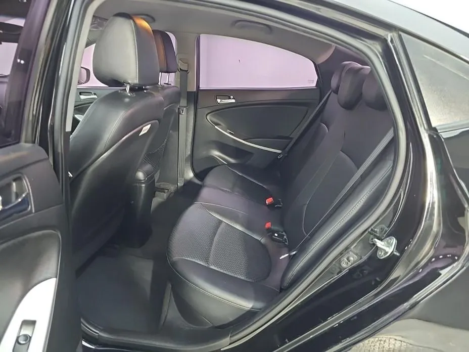 Hyundai Accent