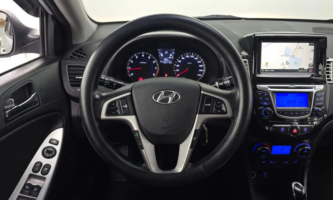Hyundai Accent
