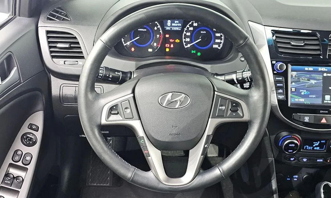 Hyundai Accent