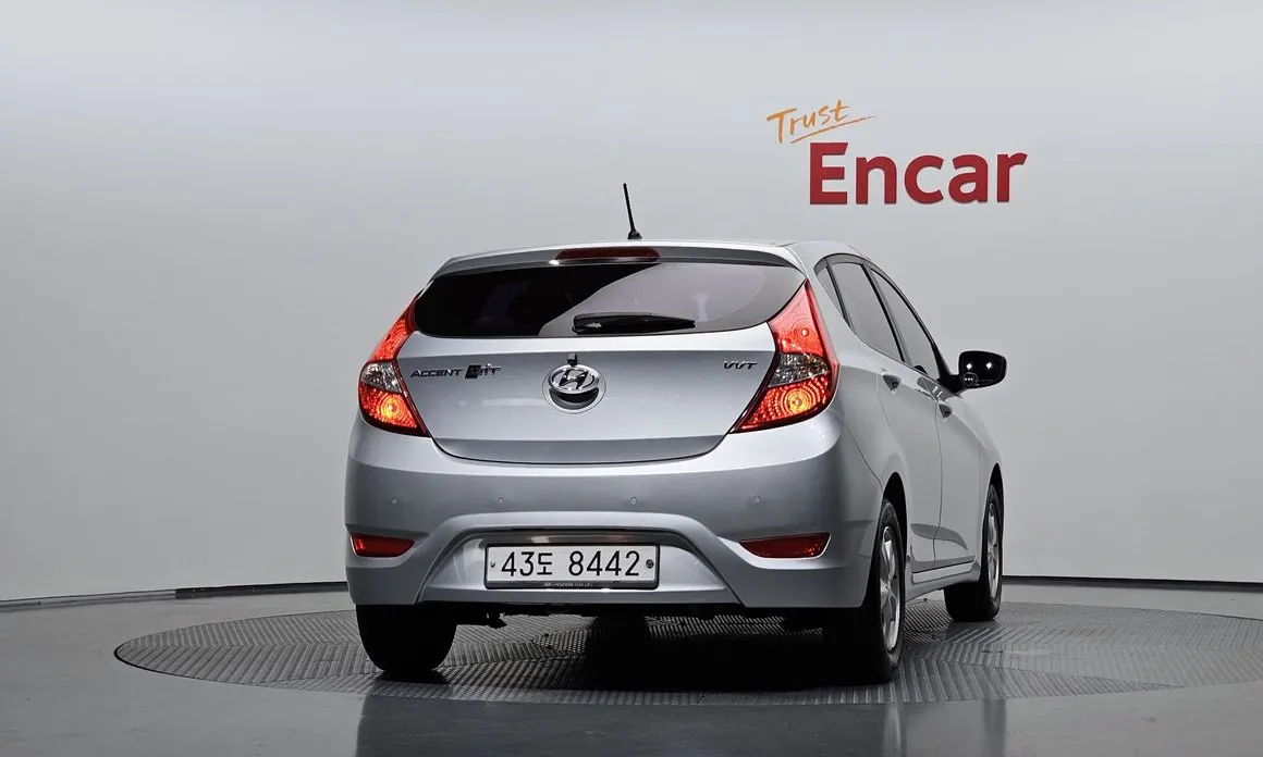 Hyundai Accent