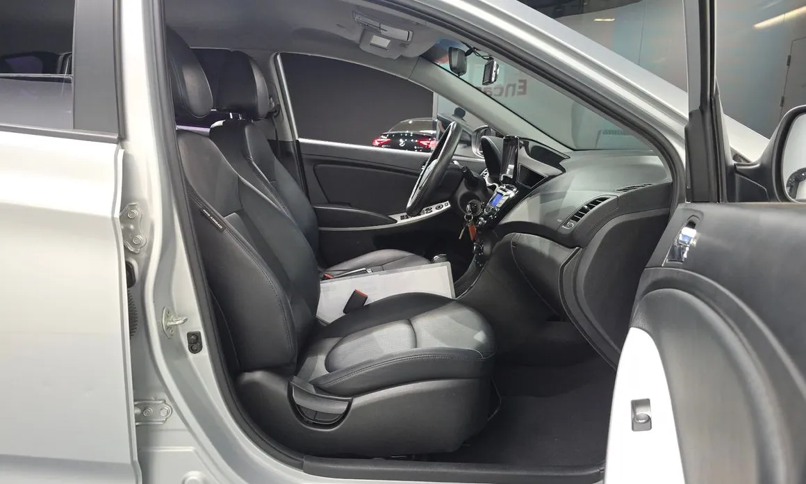 Hyundai Accent