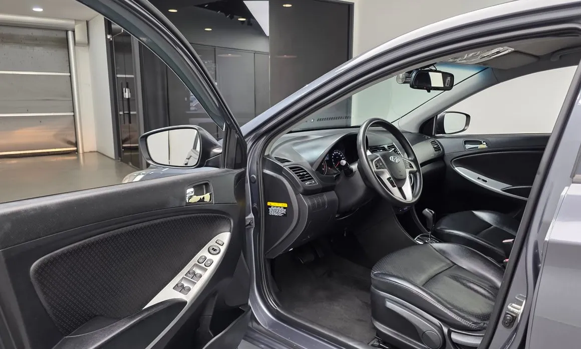 Hyundai Accent