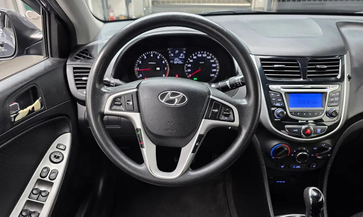 Hyundai Accent