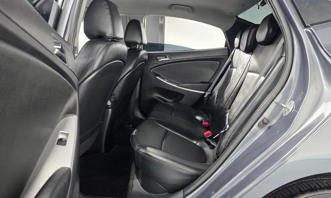 Hyundai Accent
