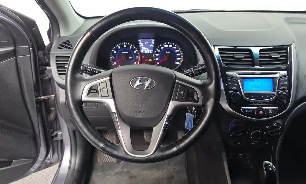 Hyundai Accent