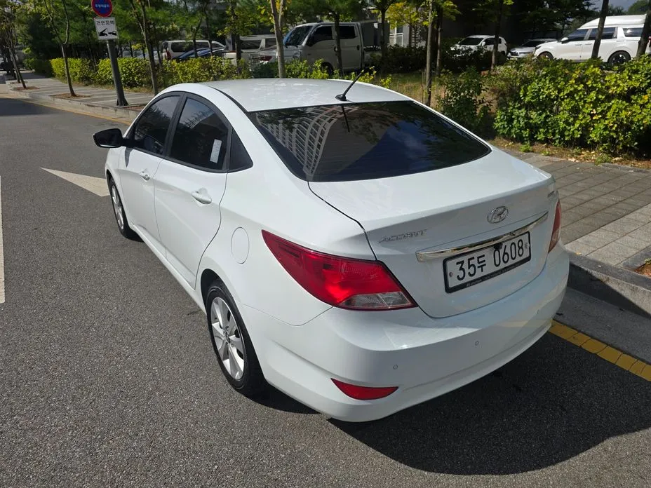 Hyundai Accent