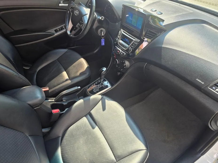 Hyundai Accent