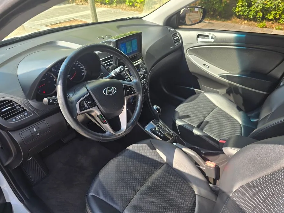 Hyundai Accent