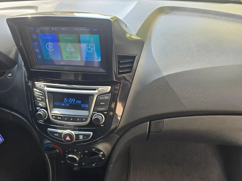 Hyundai Accent