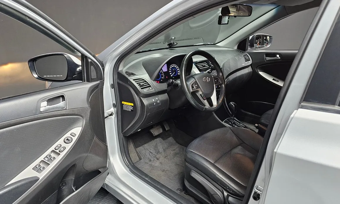 Hyundai Accent