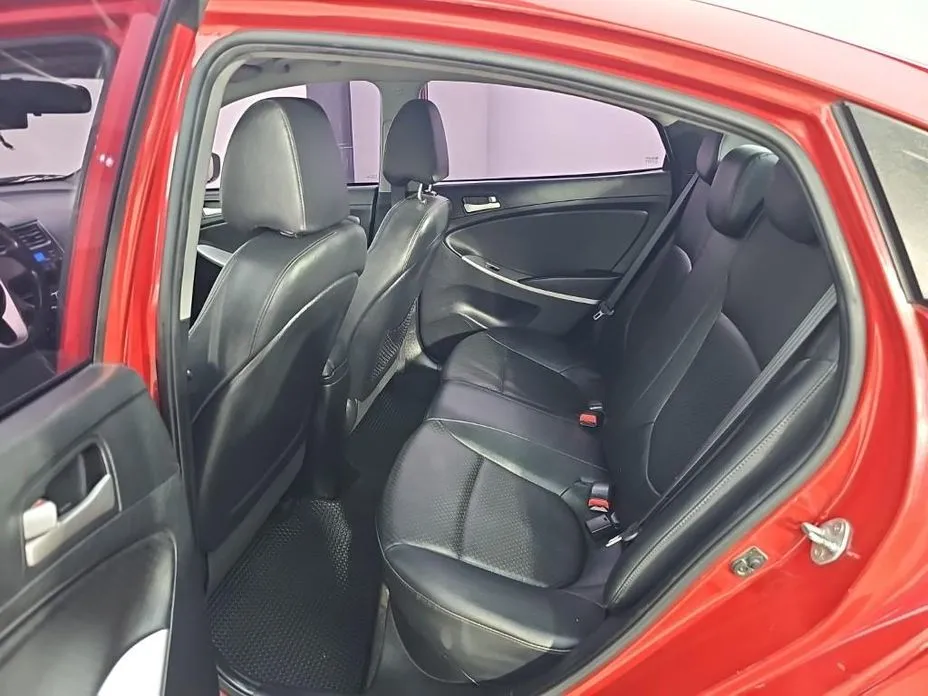 Hyundai Accent