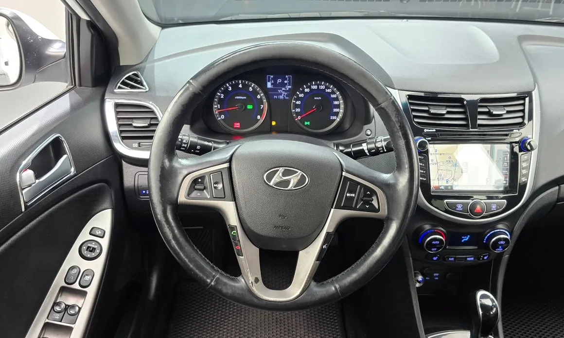 Hyundai Accent