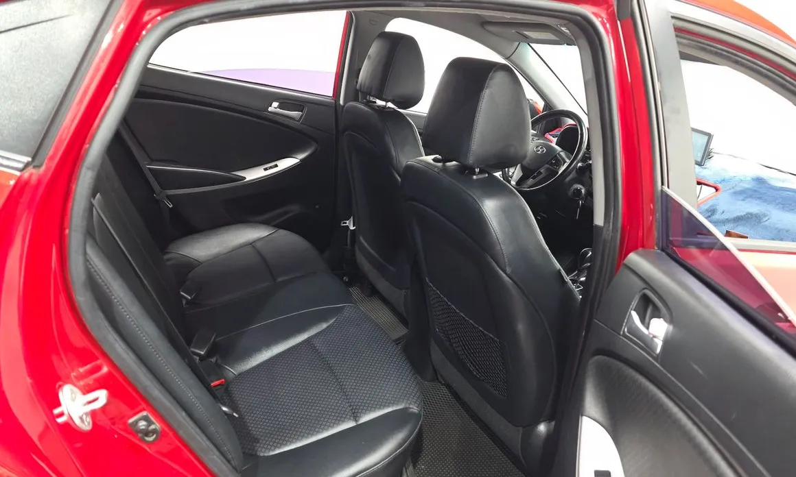 Hyundai Accent