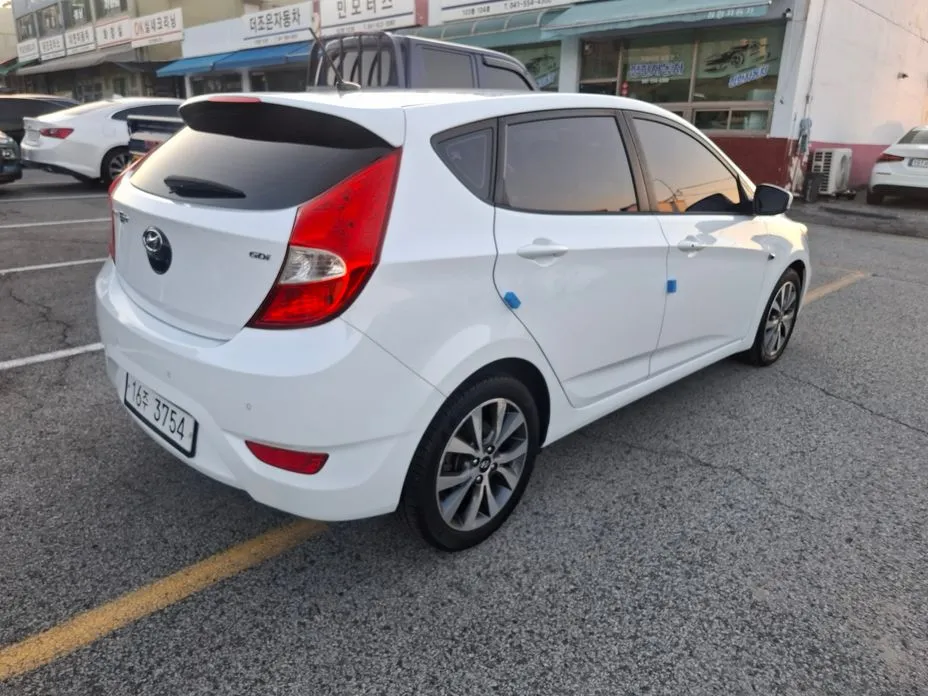 Hyundai Accent