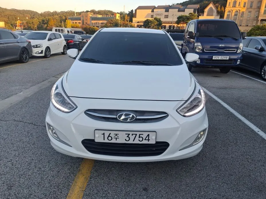 Hyundai Accent