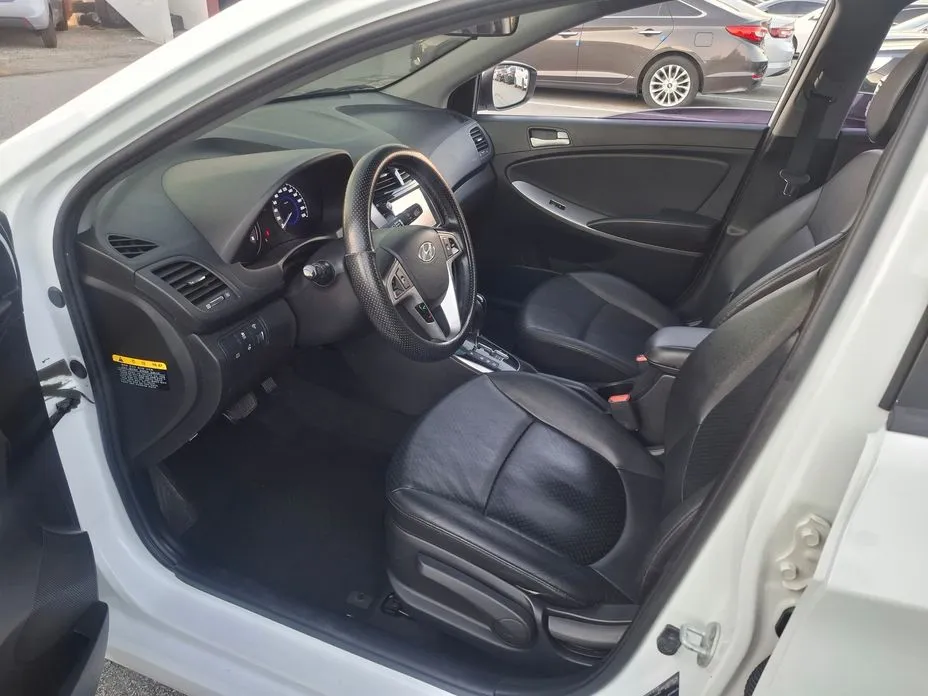 Hyundai Accent