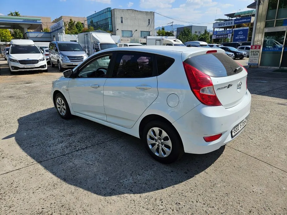 Hyundai Accent