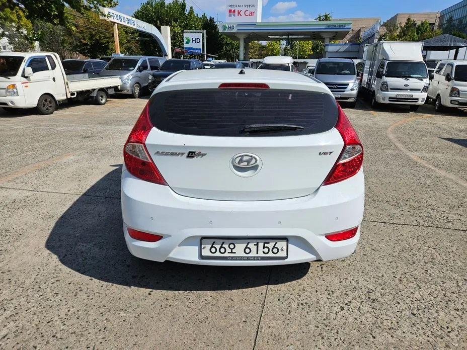 Hyundai Accent