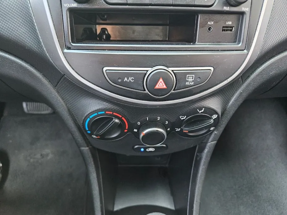 Hyundai Accent
