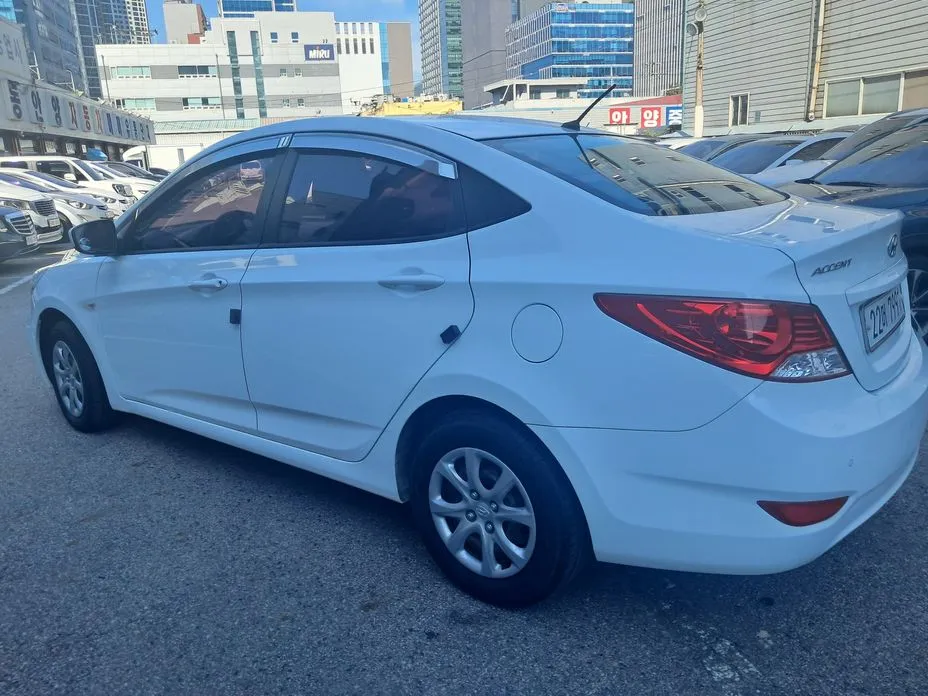 Hyundai Accent