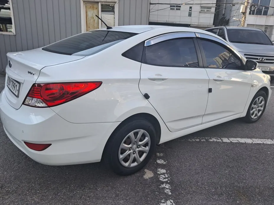 Hyundai Accent