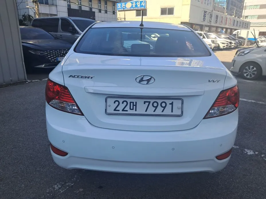 Hyundai Accent