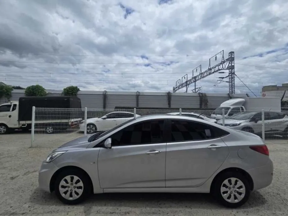 Hyundai Accent