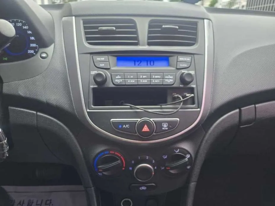 Hyundai Accent