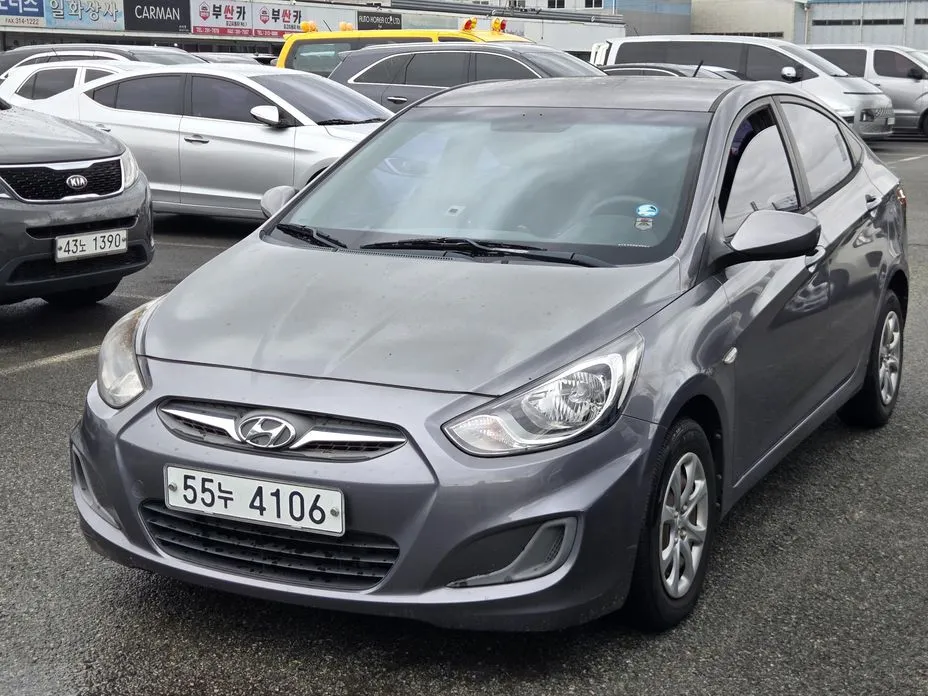 Hyundai Accent