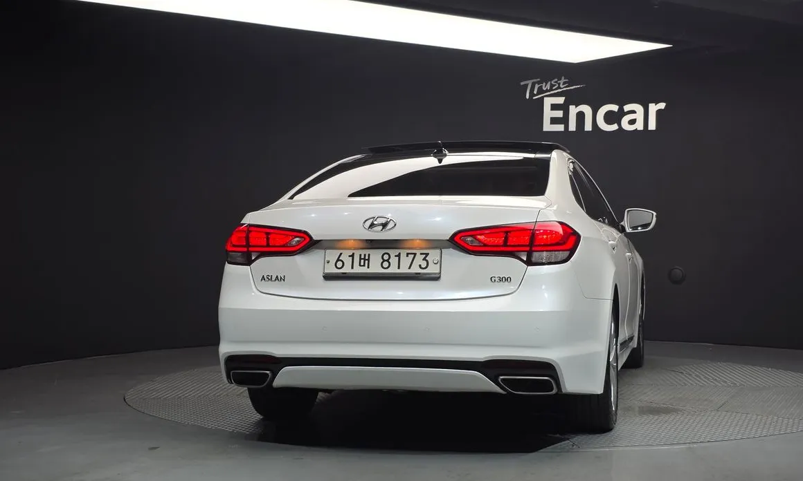 Hyundai Aslan