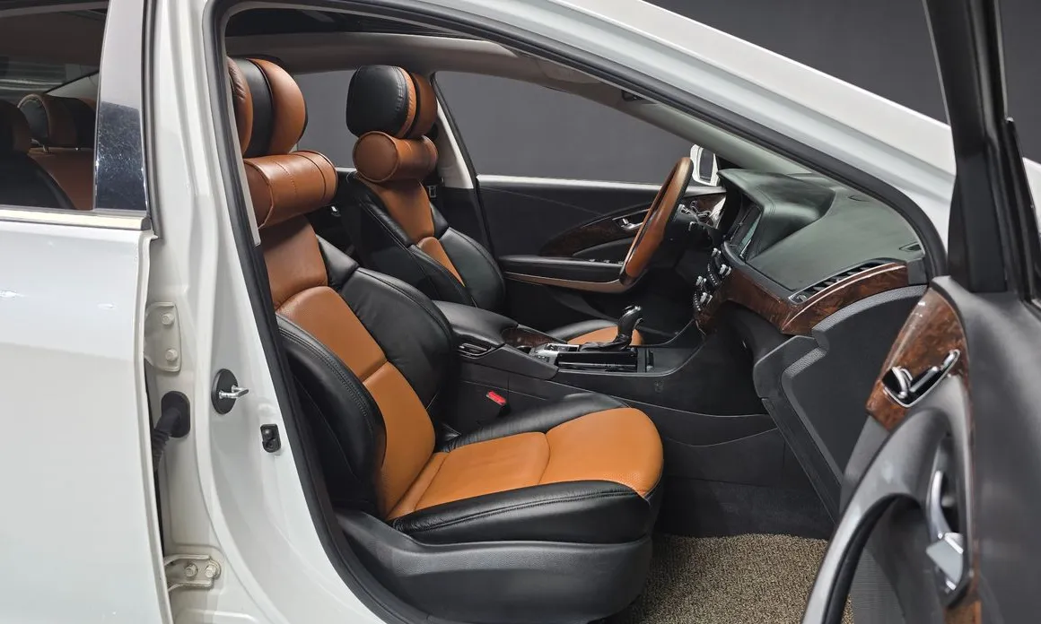 Hyundai Aslan