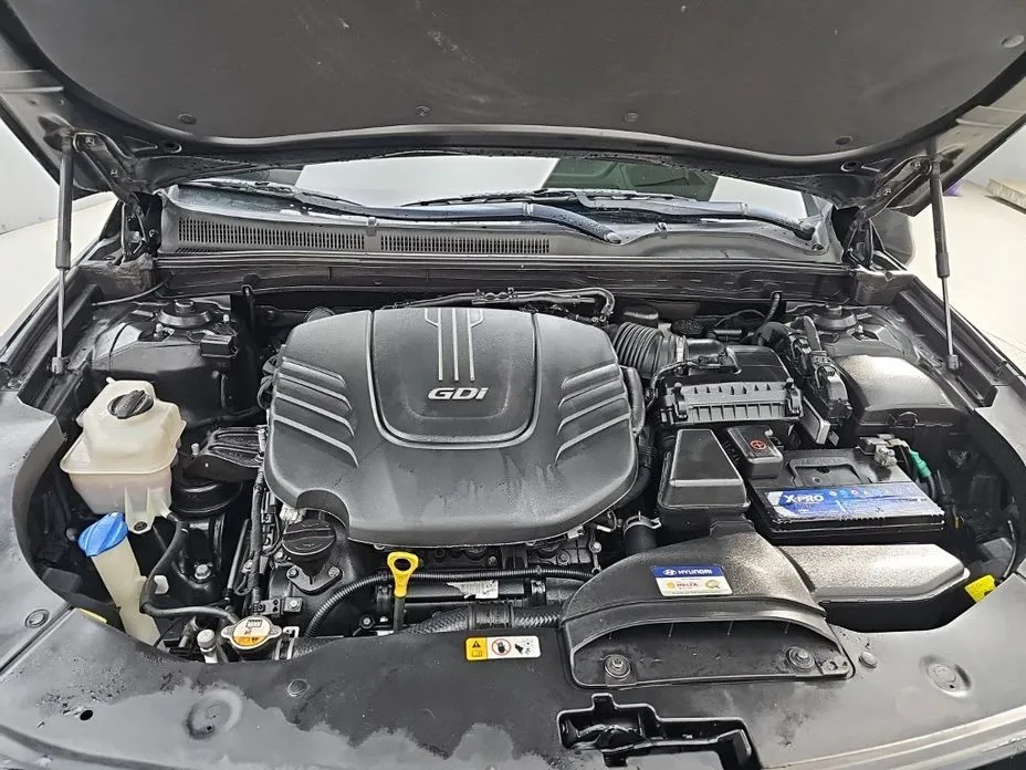 Hyundai Aslan