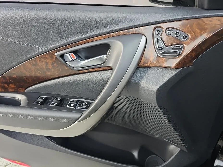 Hyundai Aslan