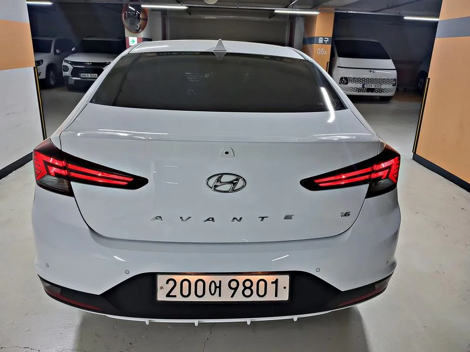Hyundai AVANTE