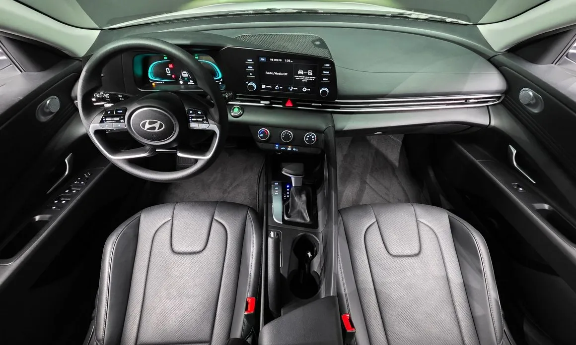 Hyundai AVANTE