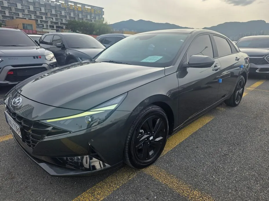 Hyundai AVANTE