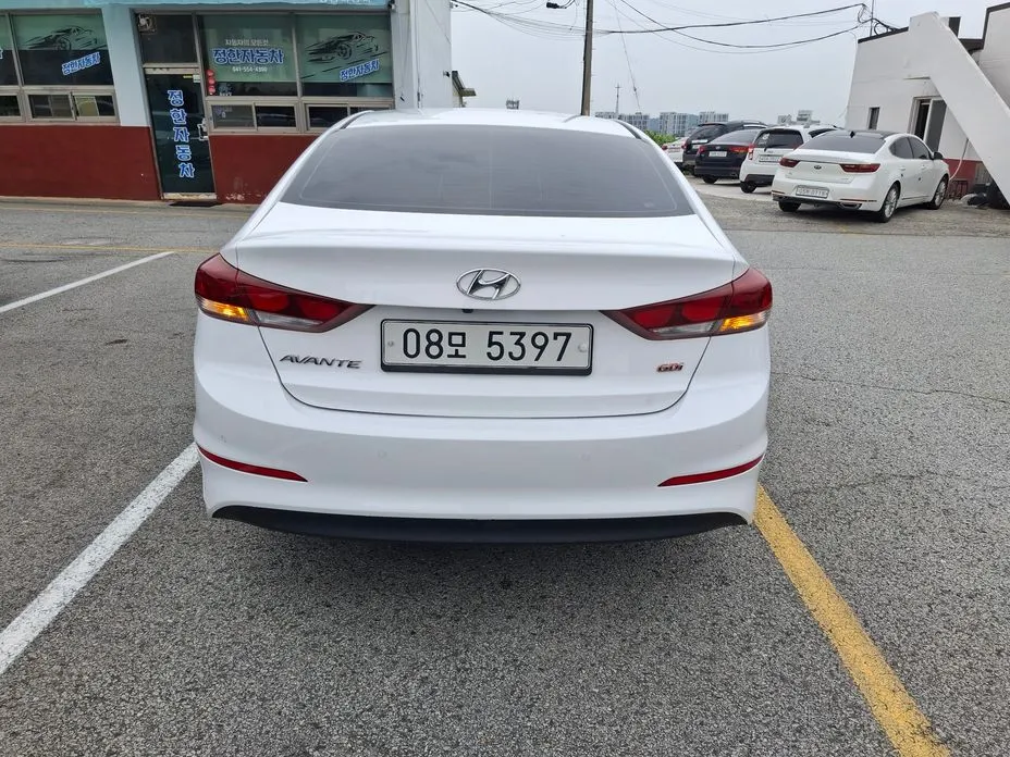 Hyundai AVANTE