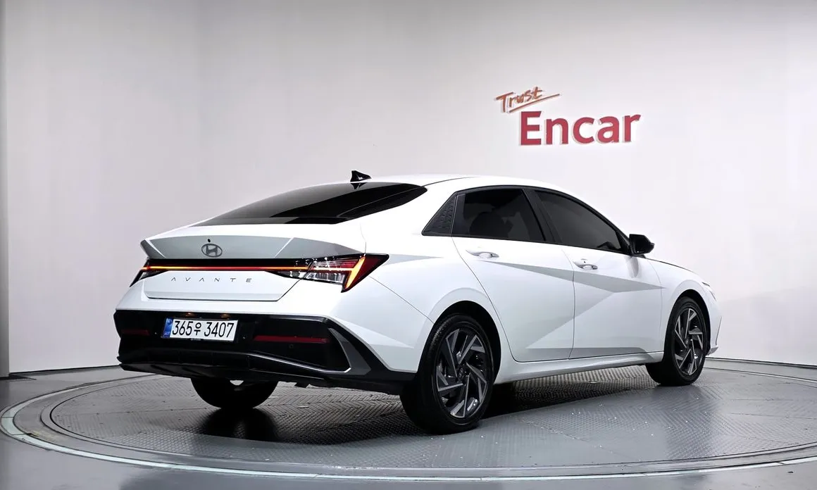 Hyundai AVANTE