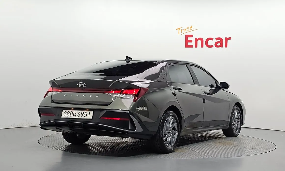 Hyundai AVANTE