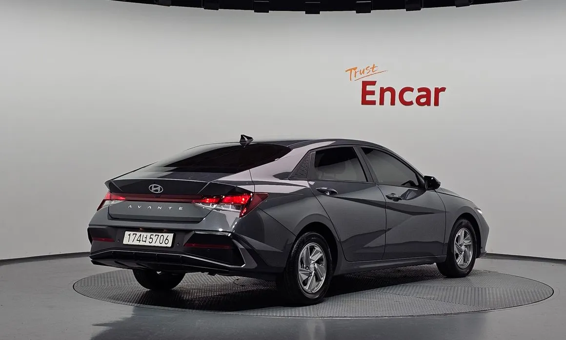 Hyundai AVANTE