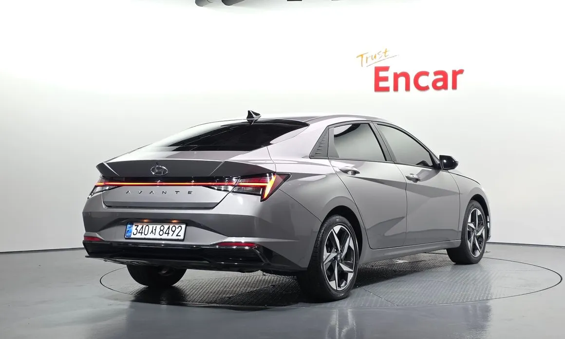 Hyundai AVANTE