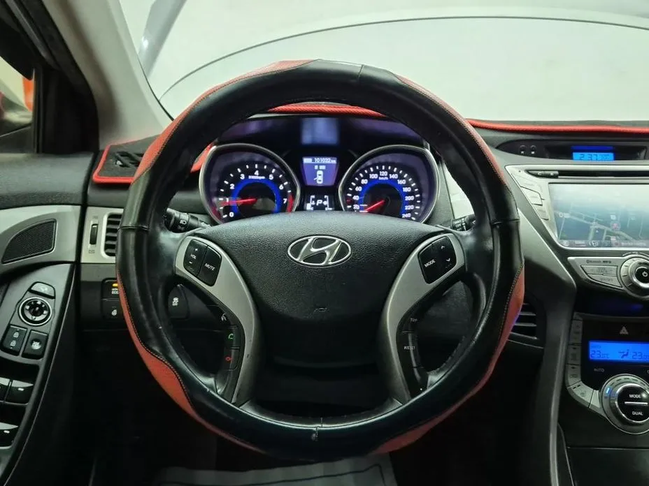 Hyundai AVANTE