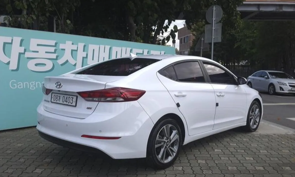 Hyundai AVANTE