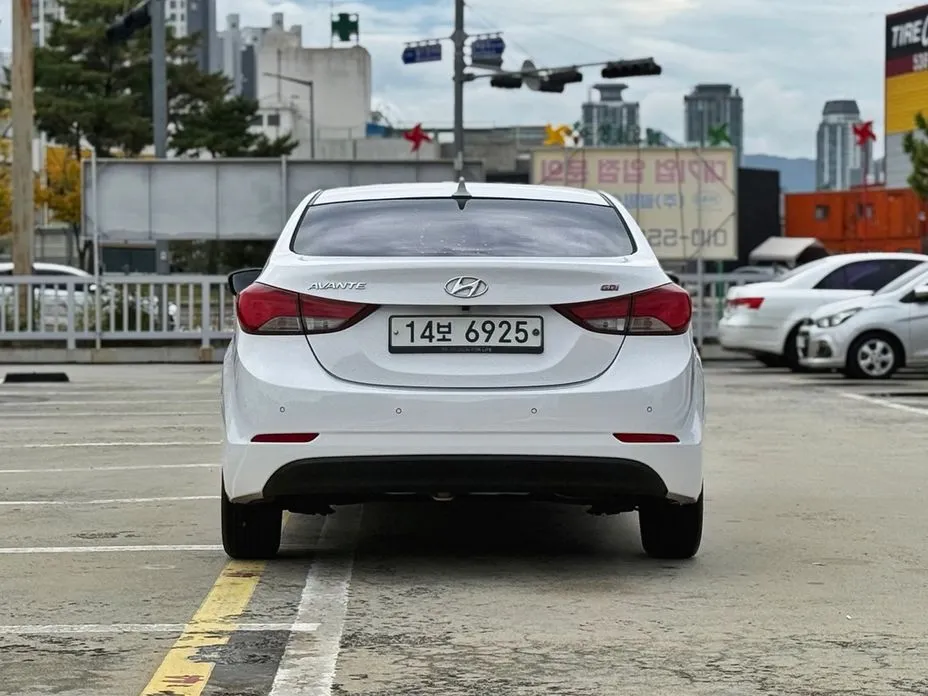Hyundai AVANTE
