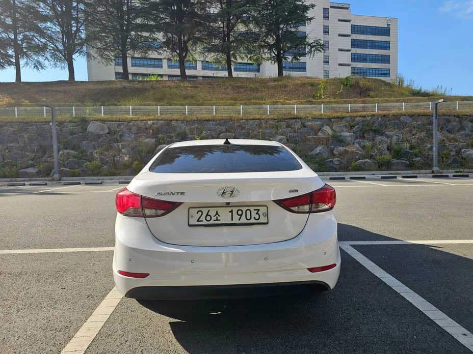 Hyundai AVANTE