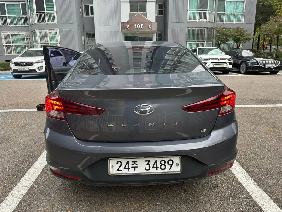 Hyundai AVANTE
