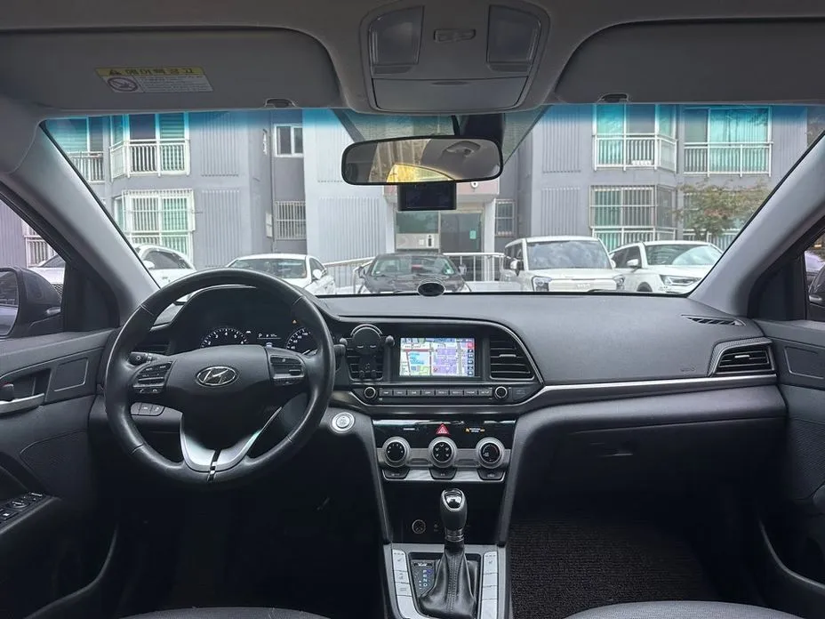 Hyundai AVANTE